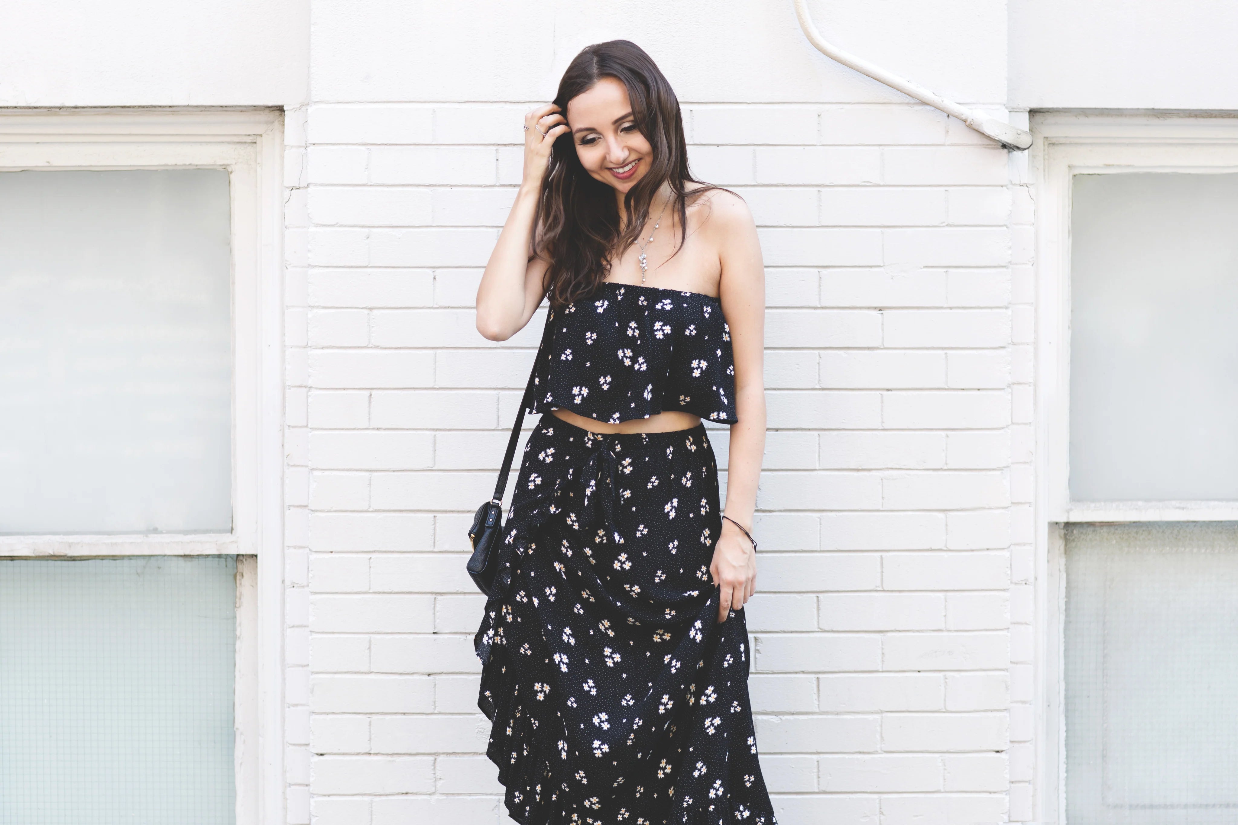 files/woman-in-summer-floral-fashion.webp